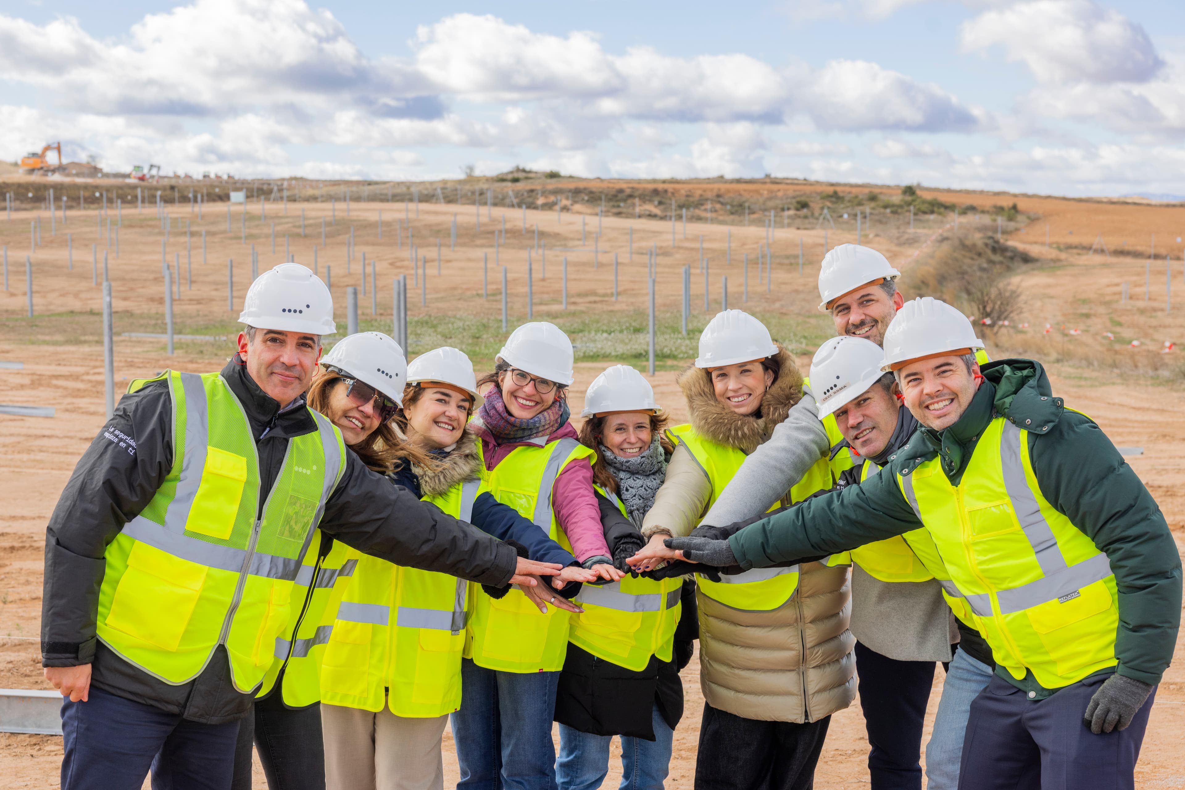 Zelestra and ECODES collaborate with Microsoft to deliver clean energy and social impact in Aragón, Spain